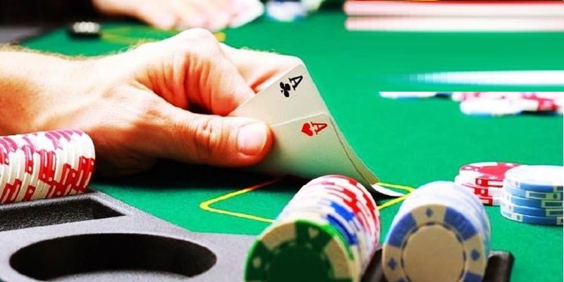 Điểm danh các thuật ngữ Poker chi tiết mà bạn cần nắm rõ